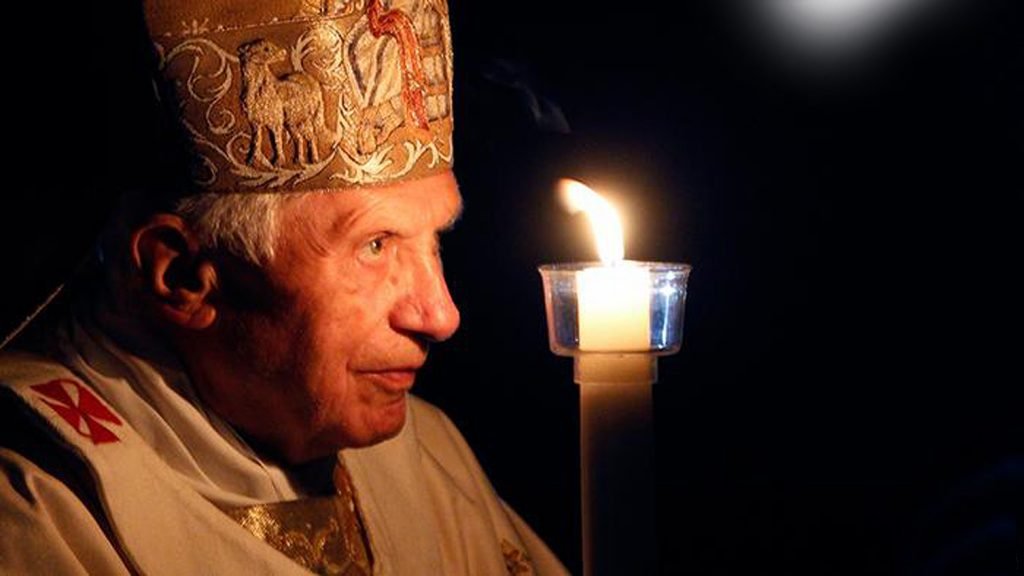 Respondendo e-mails: o Papa e a Pedofilia