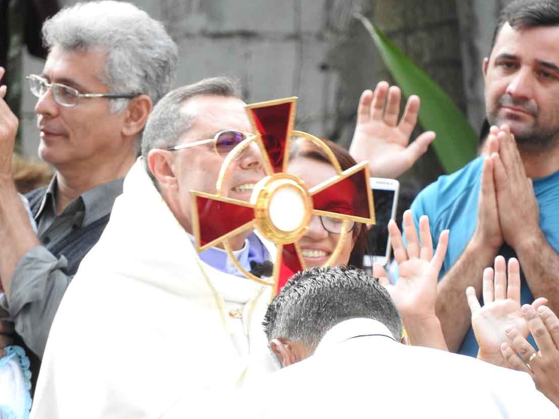 Foto da Missa de cura de outubro de 2017