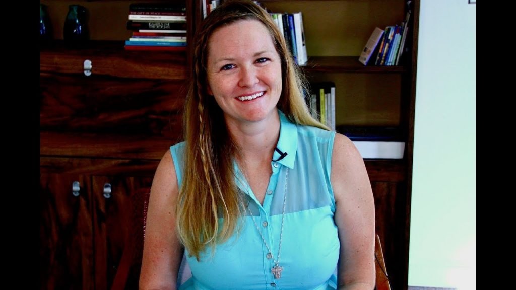 LIBBY OSGOOD CIENTISTA DA NASA VIROU FREIRA