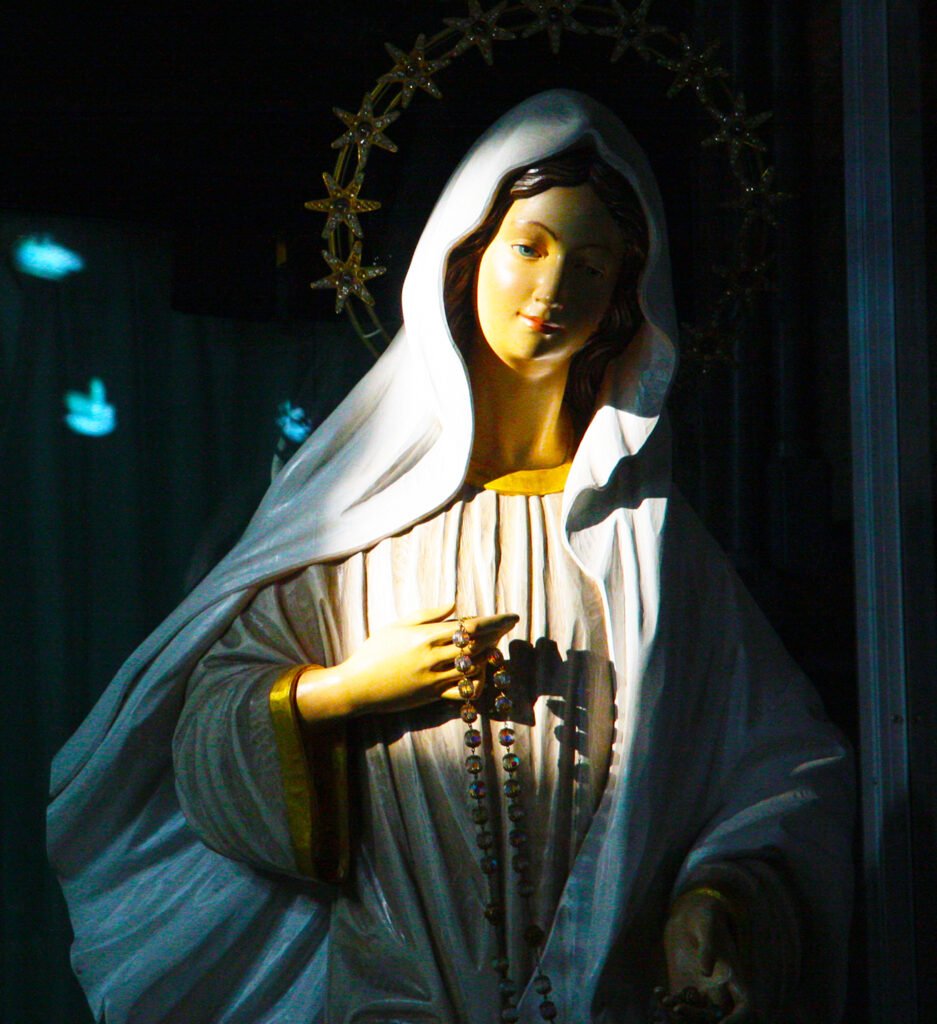 MENSAGEM DE NOSSA SENHORA RAINHA DA PAZ – 25 de Outubro de 2023