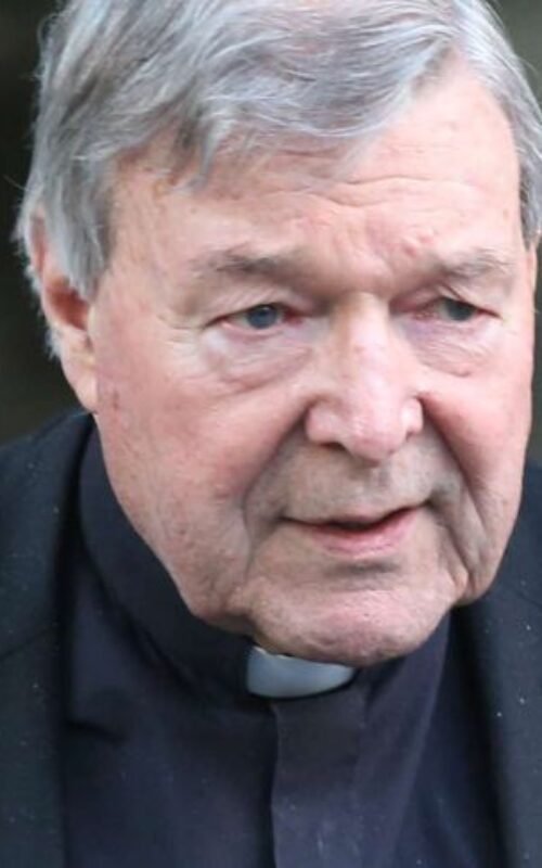 Cardeal Pell agradece Papa Francisco pela solicitada renúncia do Cardeal Angelo Becciu