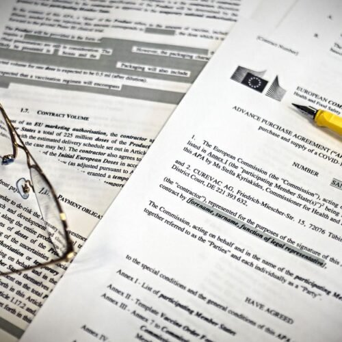 OS CONTRATOS SECRETOS