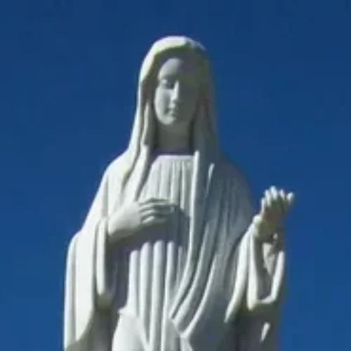 Novena em honra a Nossa Senhora Rainha da Paz
