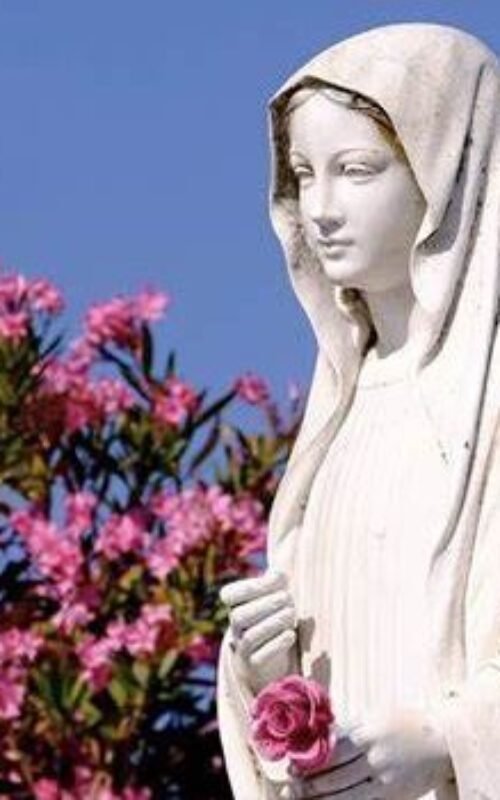 Novena em honra a Nossa Senhora Rainha da Paz