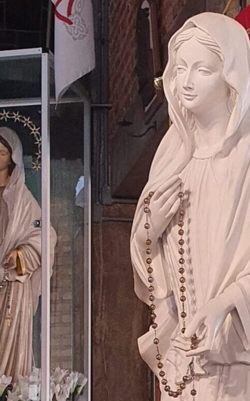 Novena em honra a Nossa Senhora Rainha da Paz